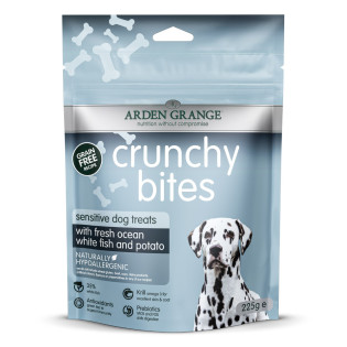 Arden Grange Crunchy Bites Grain Free Sensitive Беззернові ласощі для собак з чутливим травленням з білою рибою та картоплею Arden Grange Crunchy Bites Grain Free Sensitive Беззернові ласощі для собак з чутливим травленням з білою рибою та картоплею