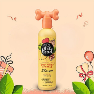 Pet Head Birthday Sparkle Shampoo Лімітований шампунь для собак з ароматом цукрової вати, персика та кокосу Pet Head Birthday Sparkle Shampoo Лімітований шампунь для собак з ароматом цукрової вати, персика та кокосу